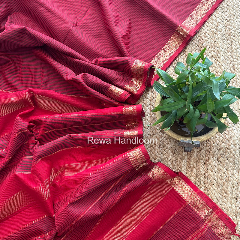 Maheshwari Red Garbha Reshami Silk Saree GS291