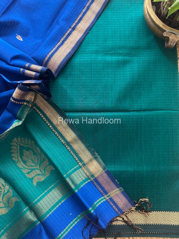 Maheshwari  Motifs Top-Dupatta Set