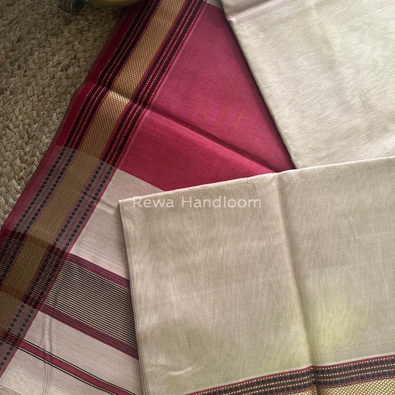 Exclusive Maheshwari Beige Zari Border Saree EZ06