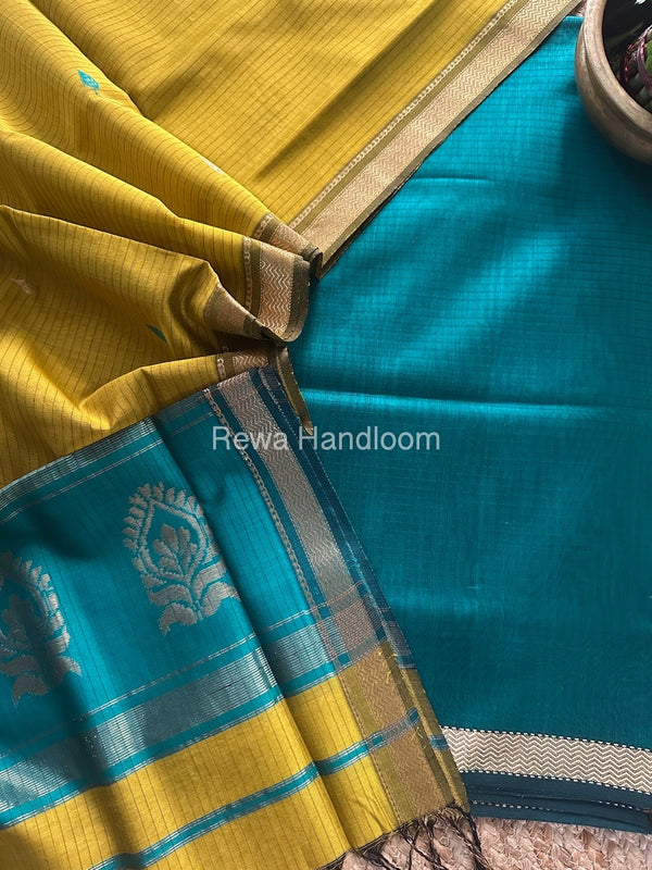 Maheshwari Motifs Top-Dupatta Set