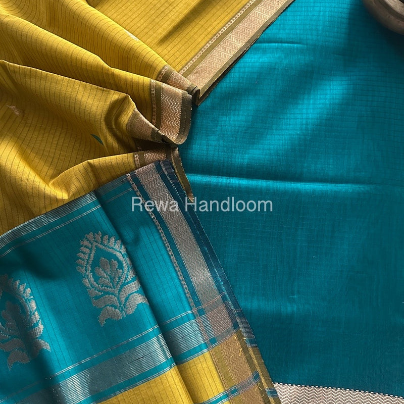 Maheshwari Motifs Top-Dupatta Set