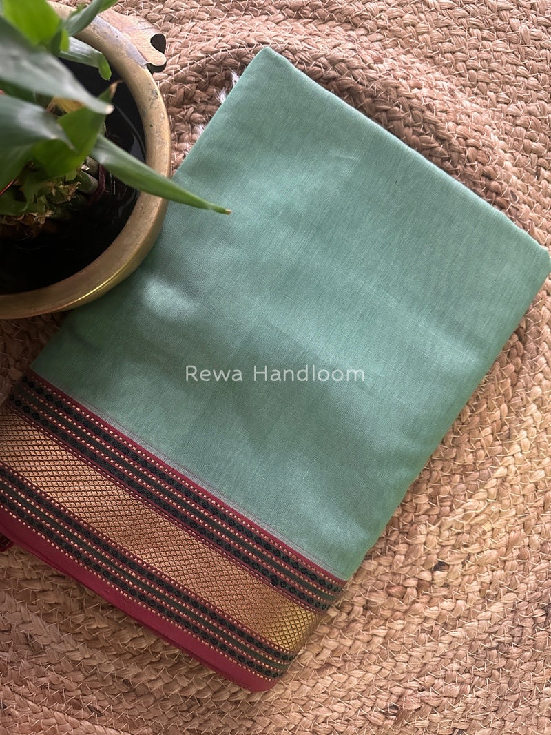 Exclusive Maheshwari Zari Border Saree