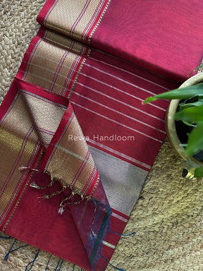 Exclusive Maheshwari Red Zari Border Saree EZ07