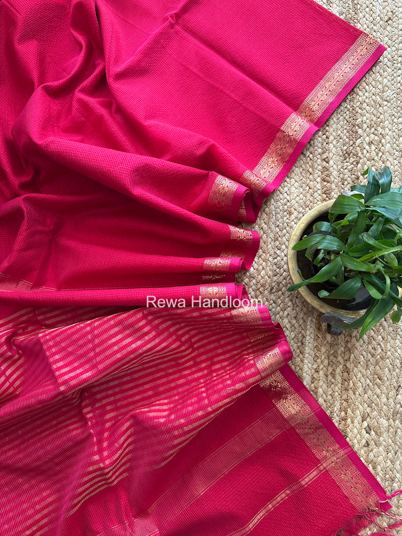 Maheshwari Rani Pink Garbha Reshami Silk Saree GS300