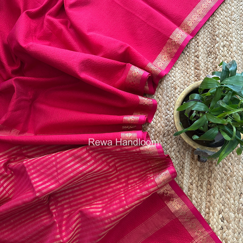 Maheshwari Rani Pink Garbha Reshami Silk Saree GS300