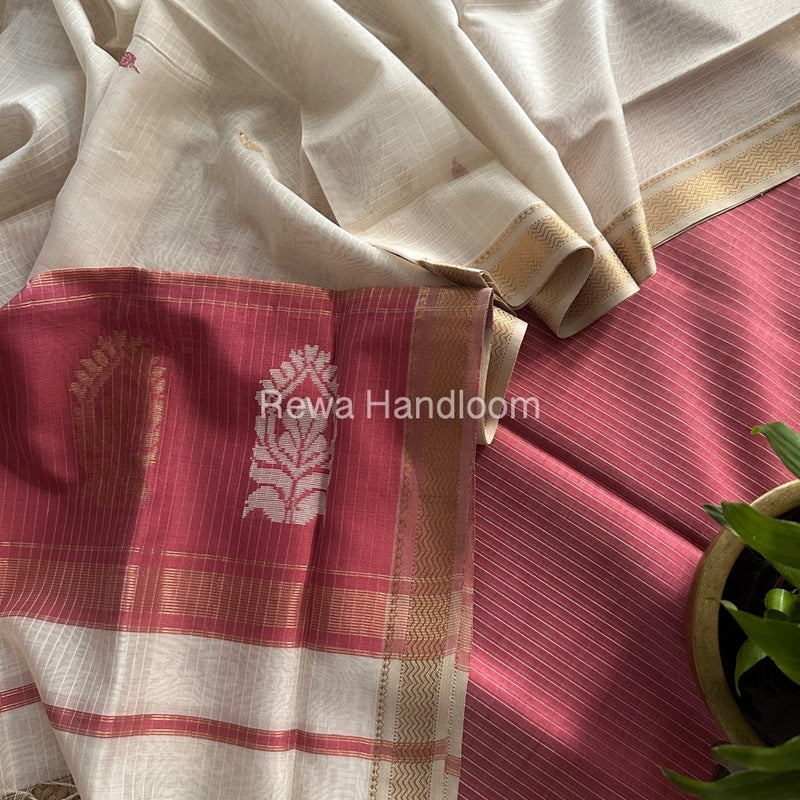 Maheshwari Onion-White Motifs Top-Dupatta Set MS0143