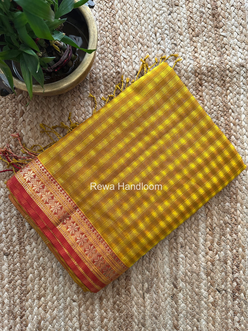 Maheshwari Golden Garbha Reshami Silk Saree GS306