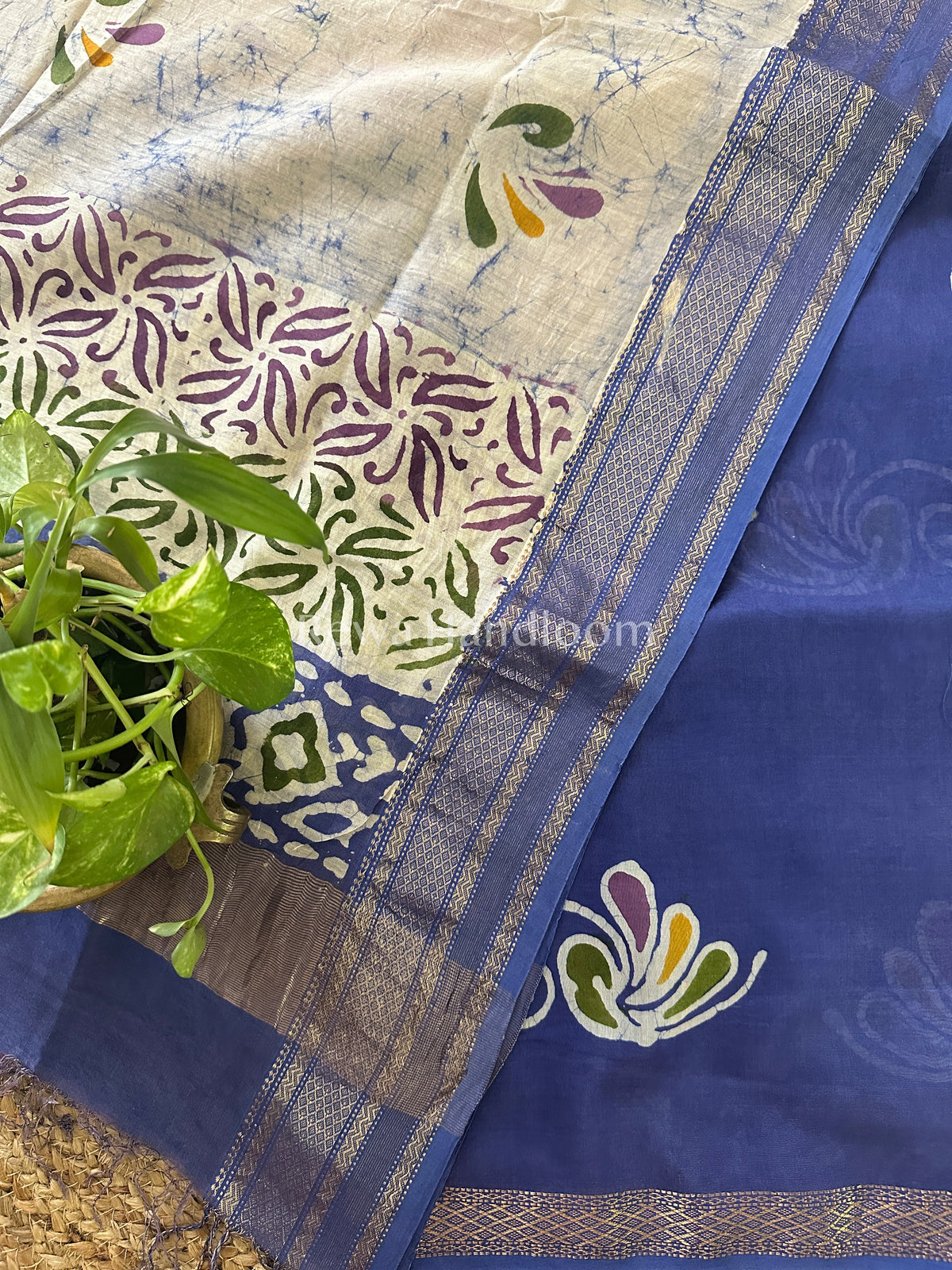 Maheshwari Batik Printed Dress Material