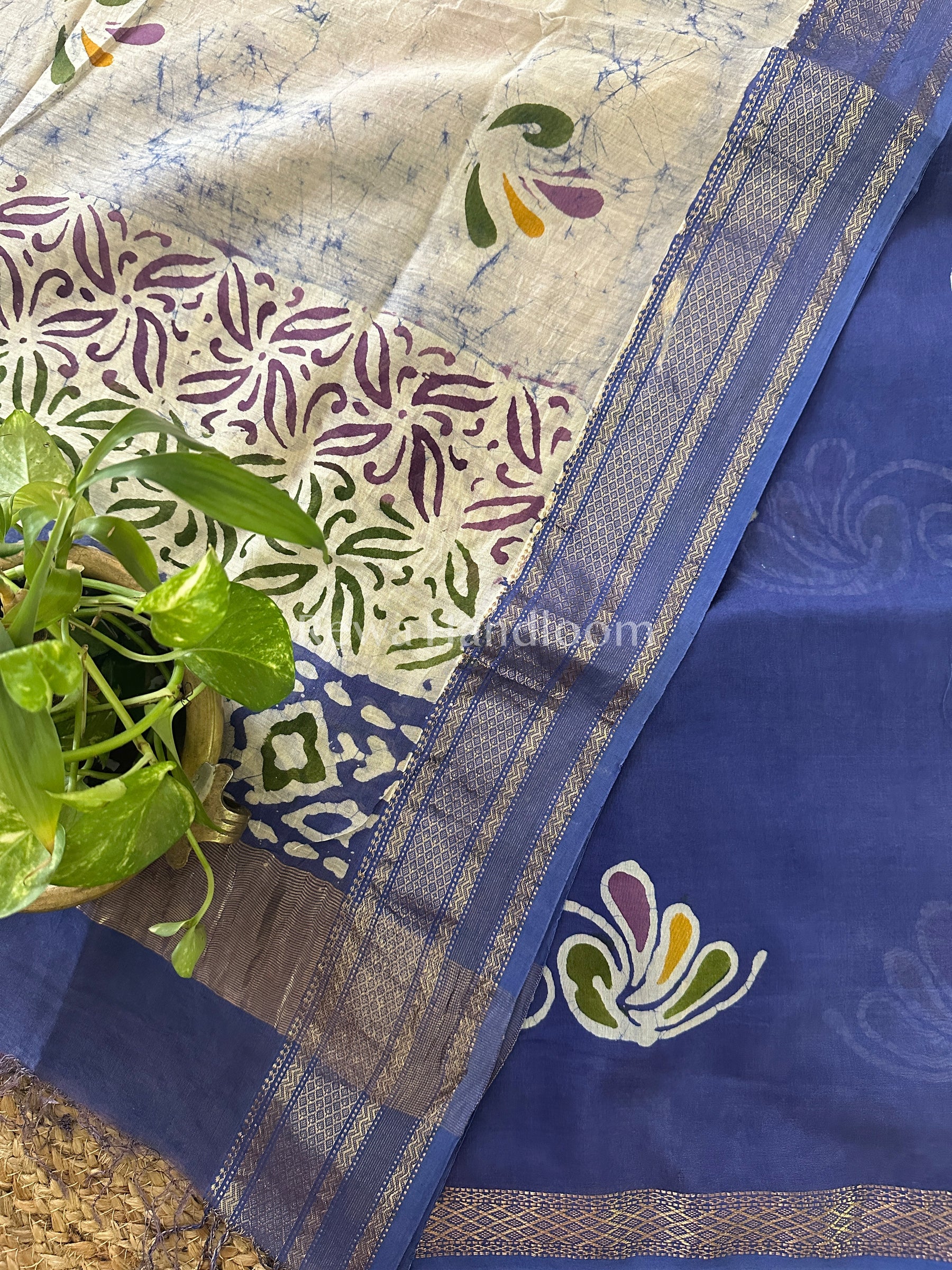 Maheshwari Batik Printed Dress Material