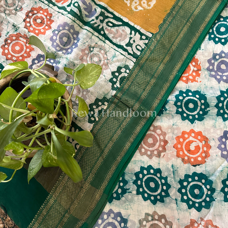 Maheshwari Batik Printed Dress Material