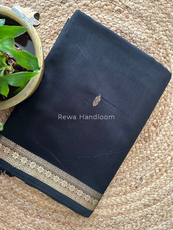 Black Butta Pallu Zari Border Maheshwari Saree MBS013