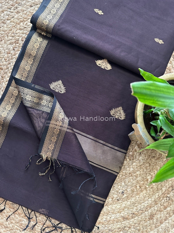  Butta Pallu Zari Border Maheshwari Saree