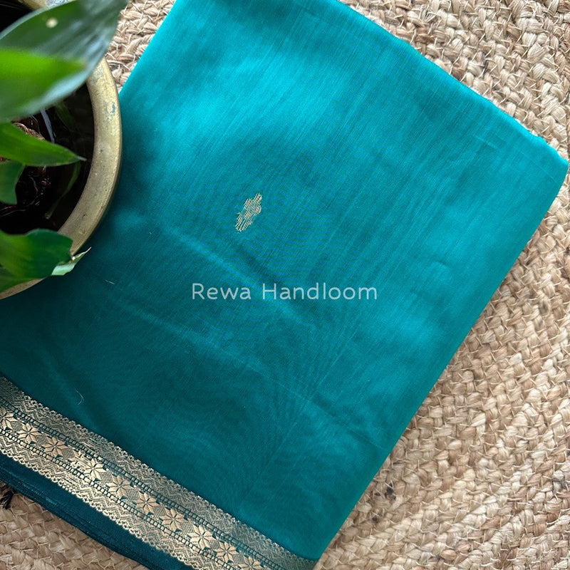  Butta Pallu Zari Border Maheshwari Saree