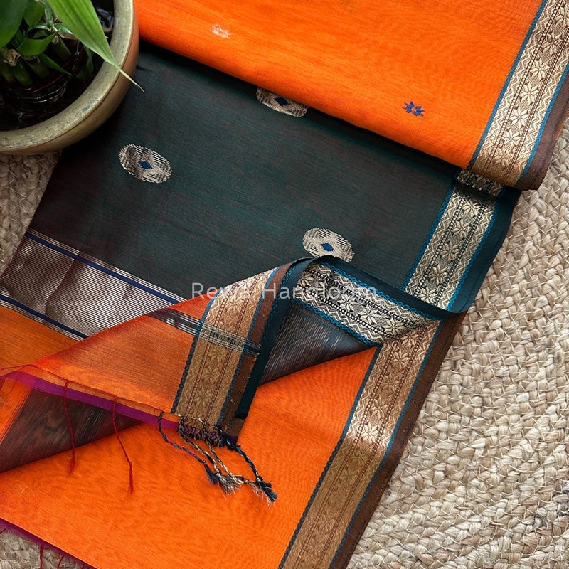  Butta Pallu Zari Border Maheshwari Saree