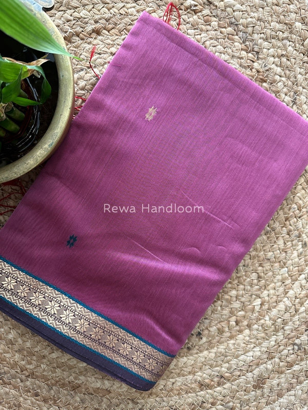 Onion Pink Butta Pallu Zari Border Maheshwari Saree MBS02