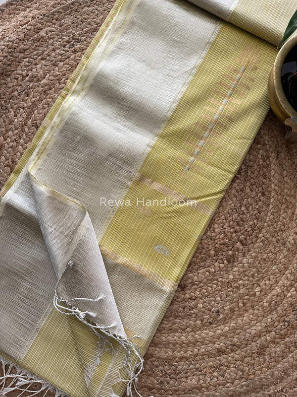 Maheshwari Silver Buta-Buti Saree 