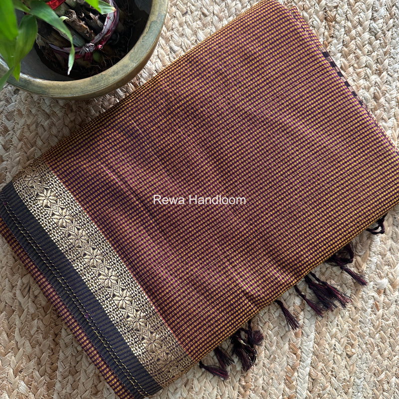 Maheshwari Tobacco Garbha Reshami Silk Saree GS342