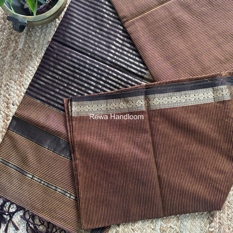 Maheshwari Tobacco Garbha Reshami Silk Saree GS342