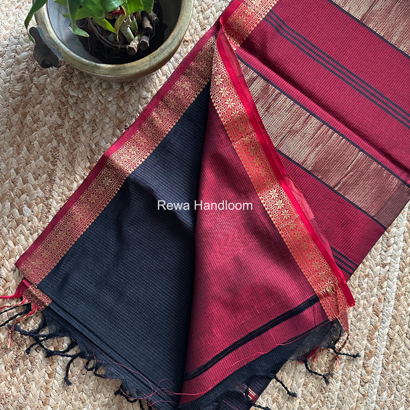 Maheshwari Black Garbha Reshami Silk Saree GS335