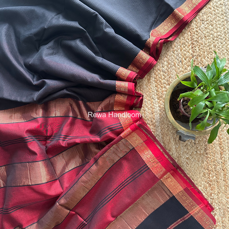 Maheshwari Black Garbha Reshami Silk Saree GS335