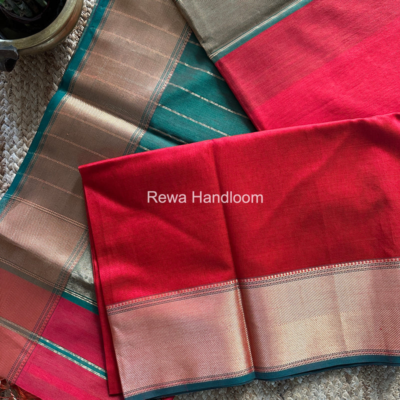 Exclusive Maheshwari Red Zari Border Saree EZ038