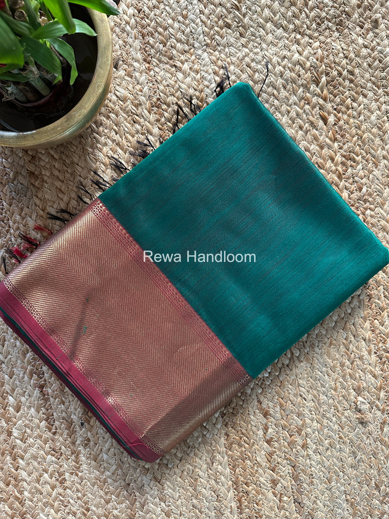 Exclusive Maheshwari Bottle Green Zari Border Saree EZ040
