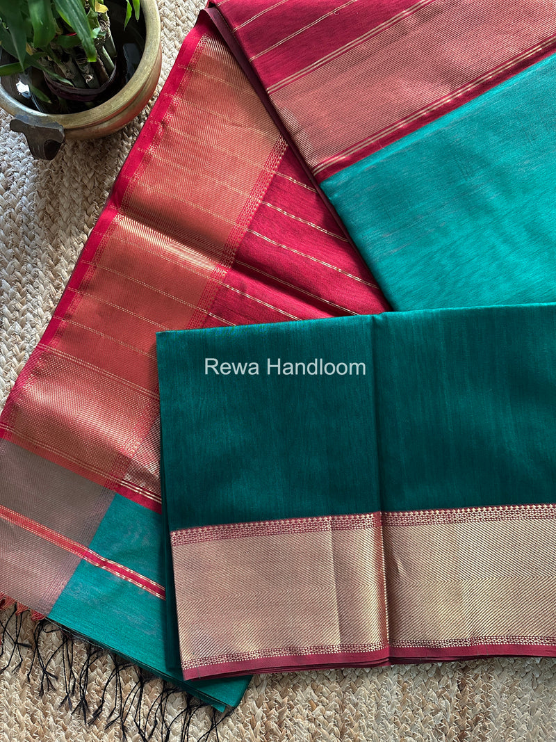 Exclusive Maheshwari Bottle Green Zari Border Saree EZ040