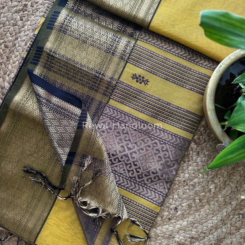 Maheshwari Tissue Rich Pallu Saree
