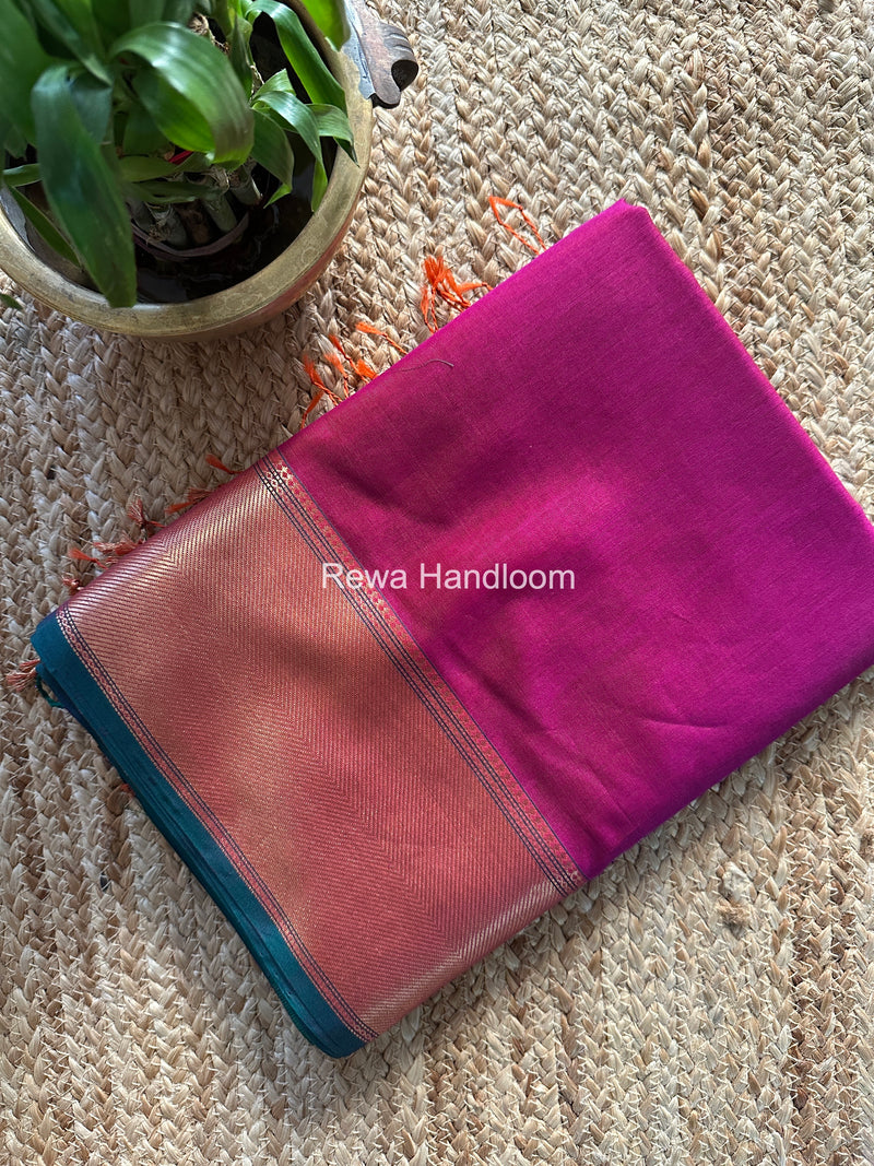 Exclusive Maheshwari Magenta Zari Border Saree EZ042