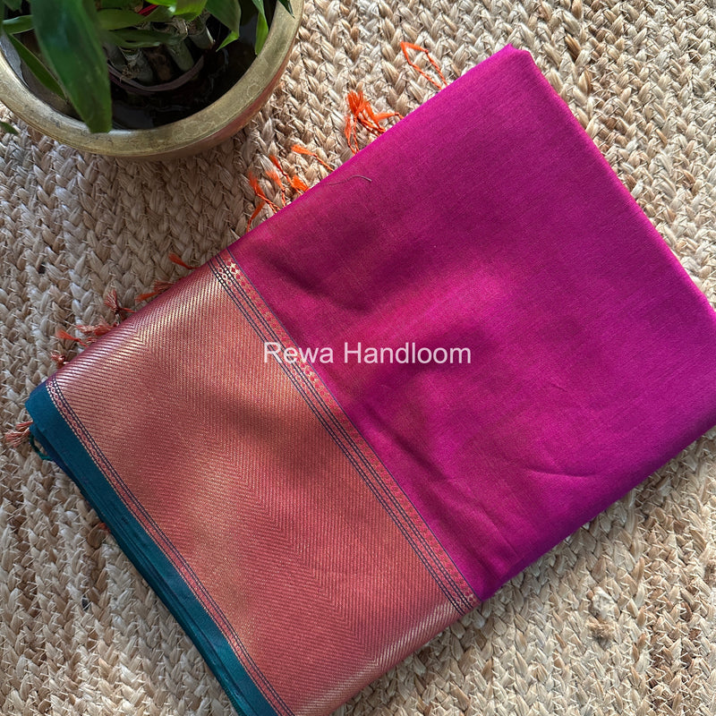 Exclusive Maheshwari Magenta Zari Border Saree EZ042