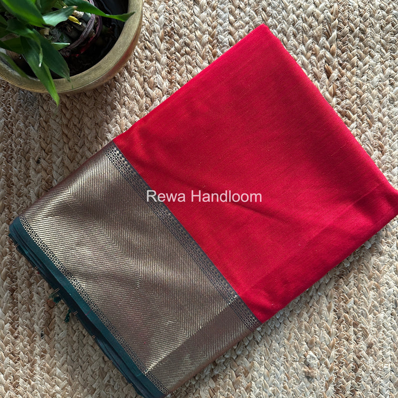 Exclusive Maheshwari Red Zari Border Saree EZ043