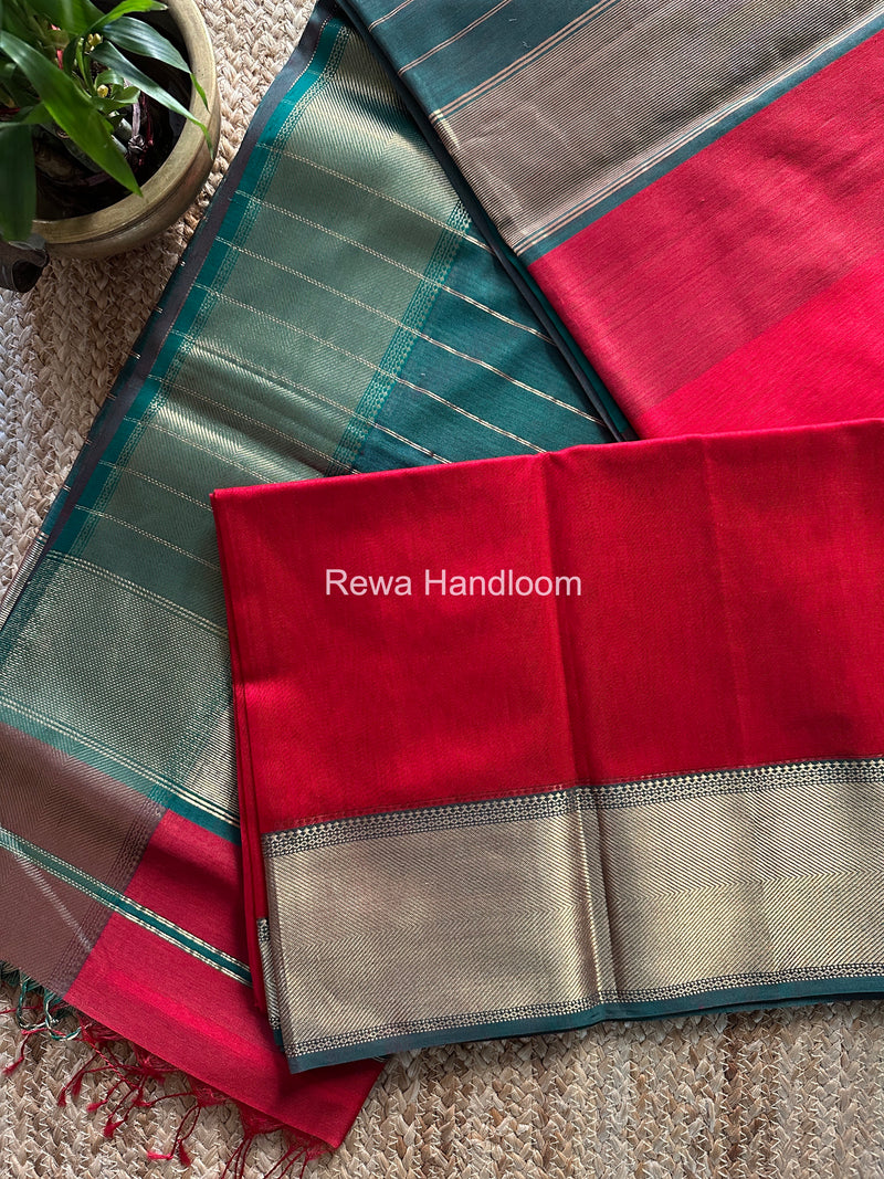 Exclusive Maheshwari Red Zari Border Saree EZ043