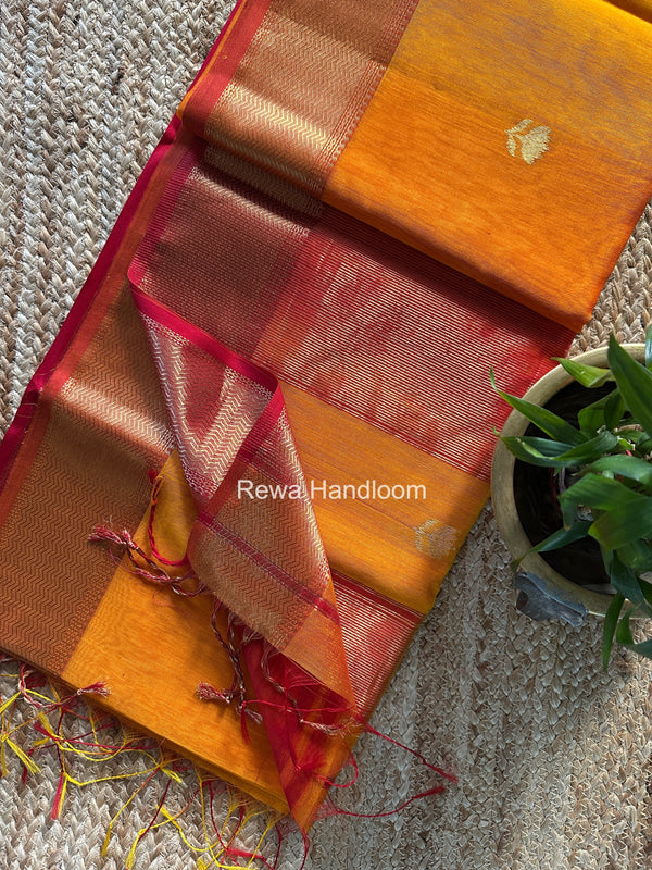 Maheshwari Lotus Butta Saree