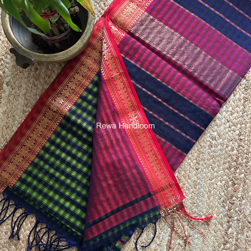 Maheshwari Parrot Green Garbha Reshami Silk Saree GS334