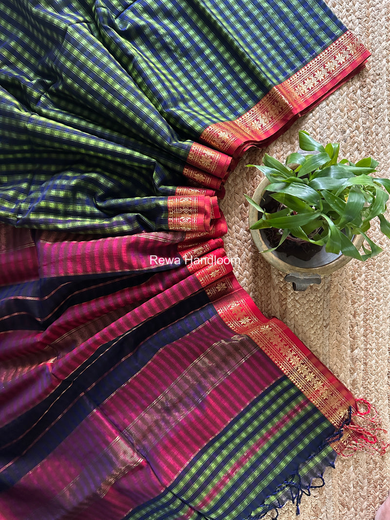 Maheshwari Parrot Green Garbha Reshami Silk Saree GS334