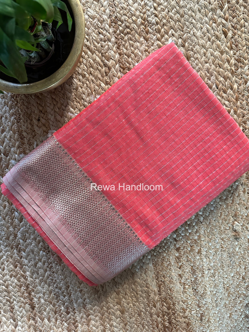 Maheshwari Carrot Red Silver Zari Checks Silk Saree SZ082