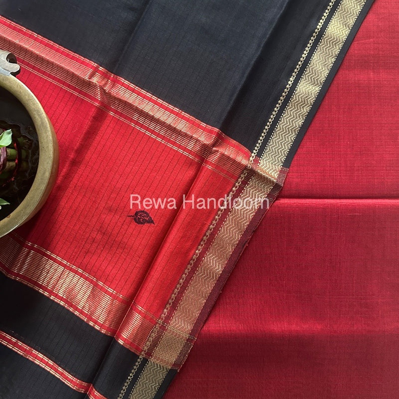 Maheshwari Red-Black Motifs Top Dupatta Sets PST04