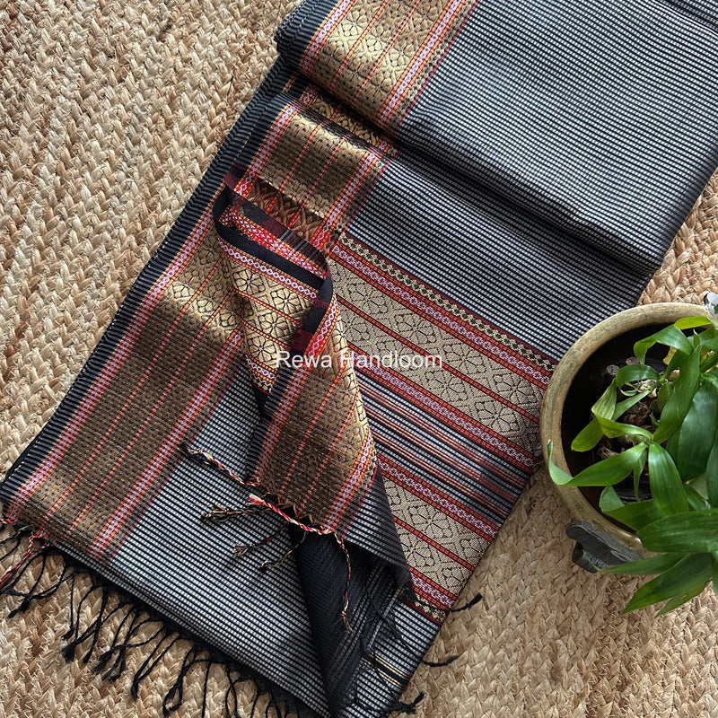 Maheshwari Garbha Reshami Rich Pallu Silk Saree