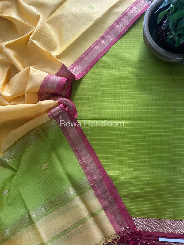 Maheshwari Motifs Top-Dupatta Set