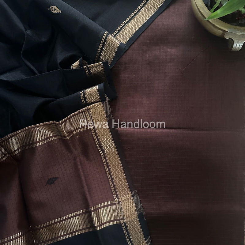 Maheshwari Motifs Top-Dupatta Set