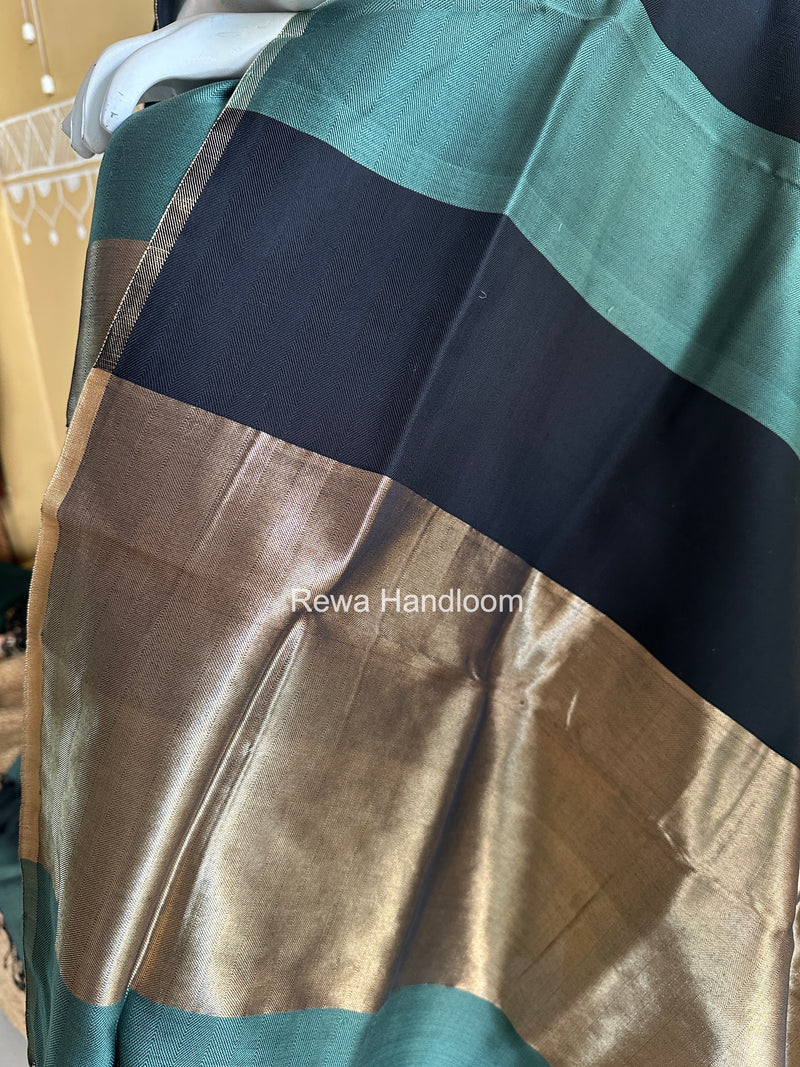 Maheshwari Mint Green-Black Four Paddle Top-Dupatta FPSS017