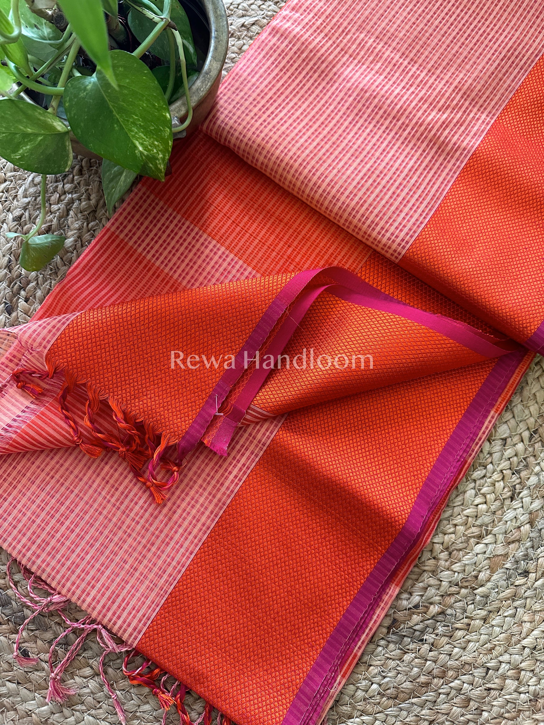 Maheshwari Peach Resham Thread Border Saree-RES01