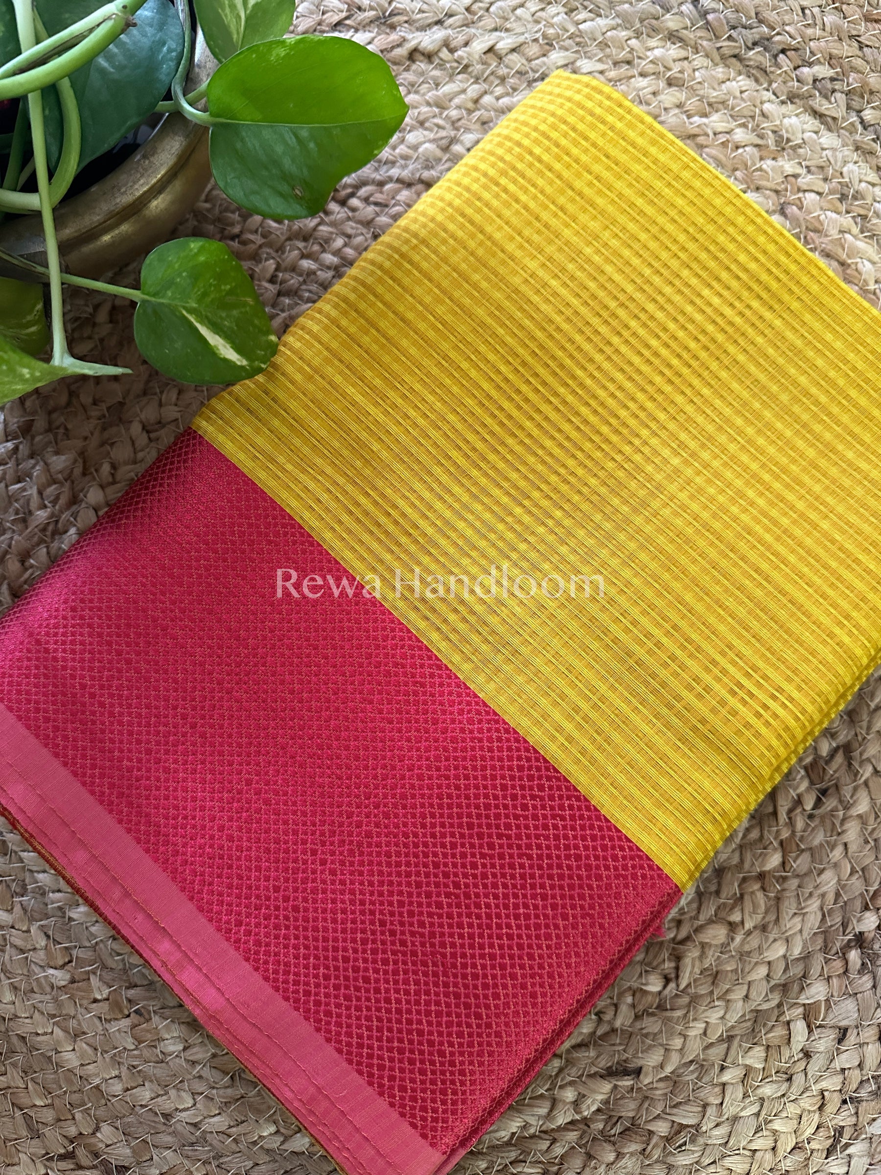 Maheshwari Resham Thread Border Saree