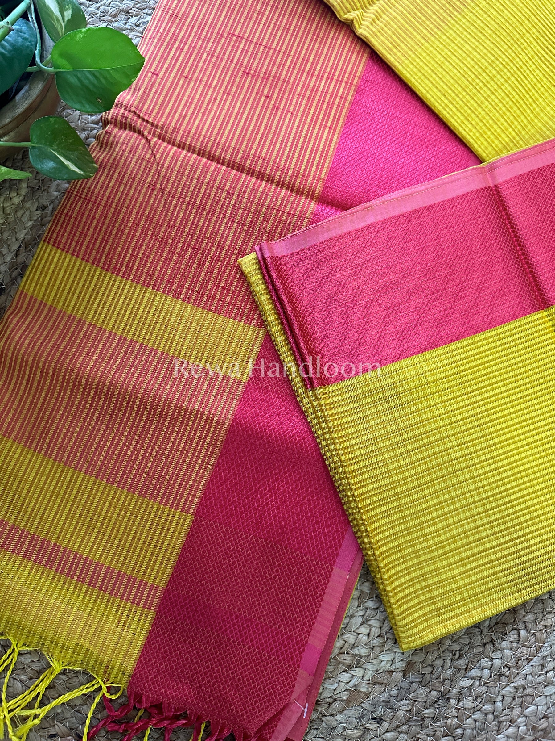 Maheshwari Yellow Resham Thread Border Saree-RES09