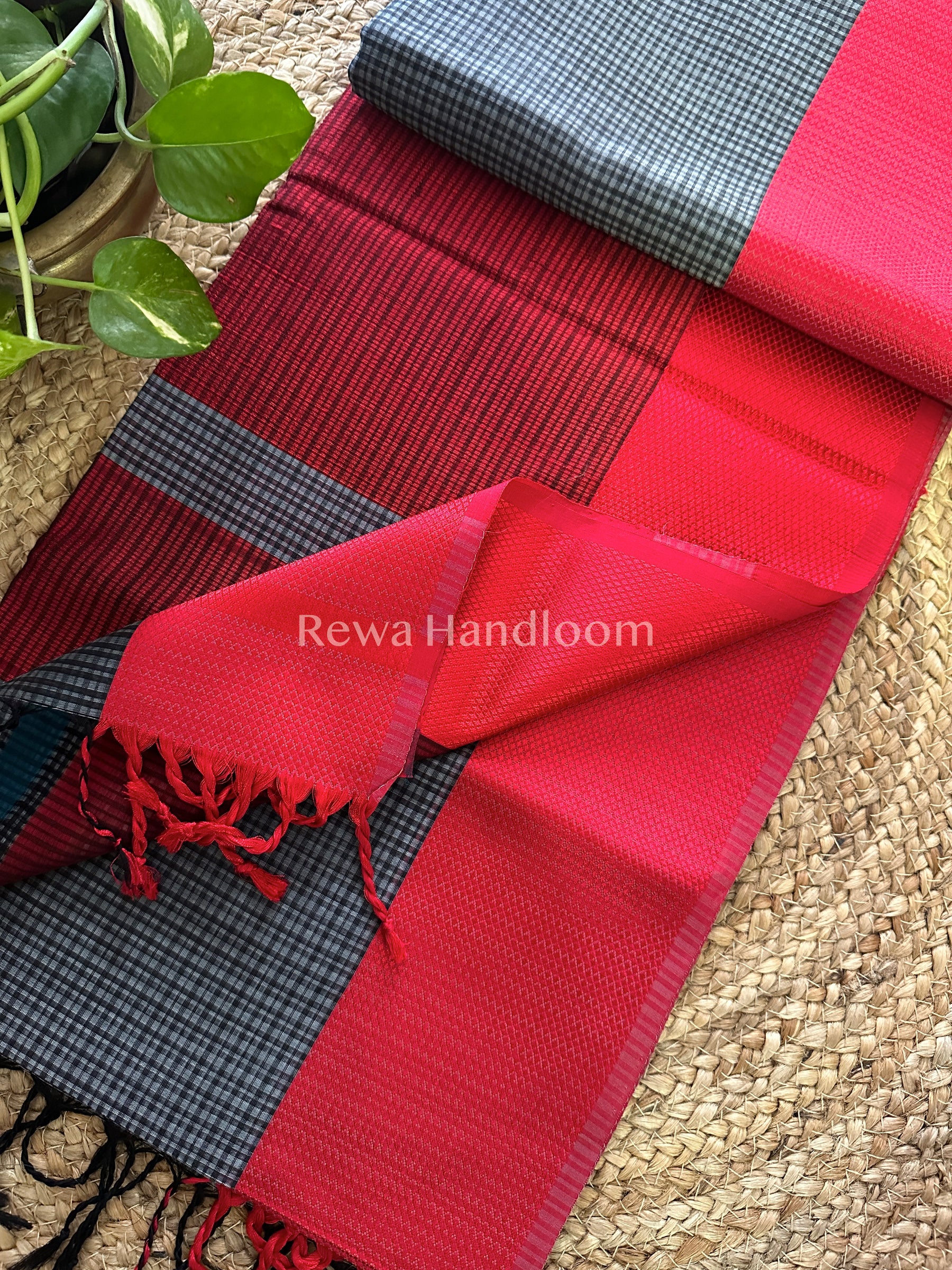 Maheshwari Grey Resham Thread Border Saree-RES014