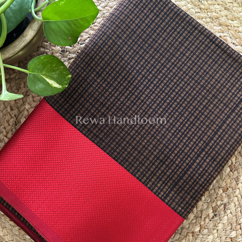 Maheshwari Resham Thread Border Saree