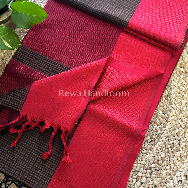 Maheshwari Brown Resham Thread Border Saree-RES017