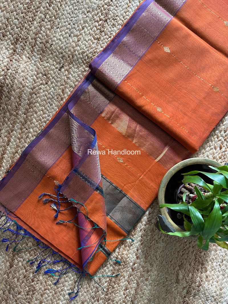 Maheshwari Diamond Lining Butti Shaded Saree