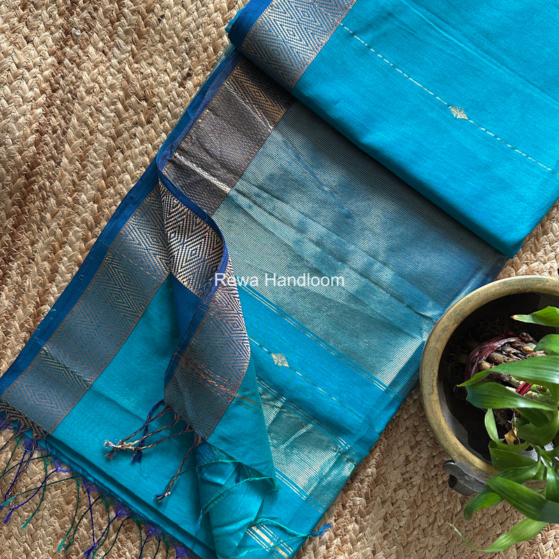 Maheshwari Diamond Lining Butti Shaded Saree