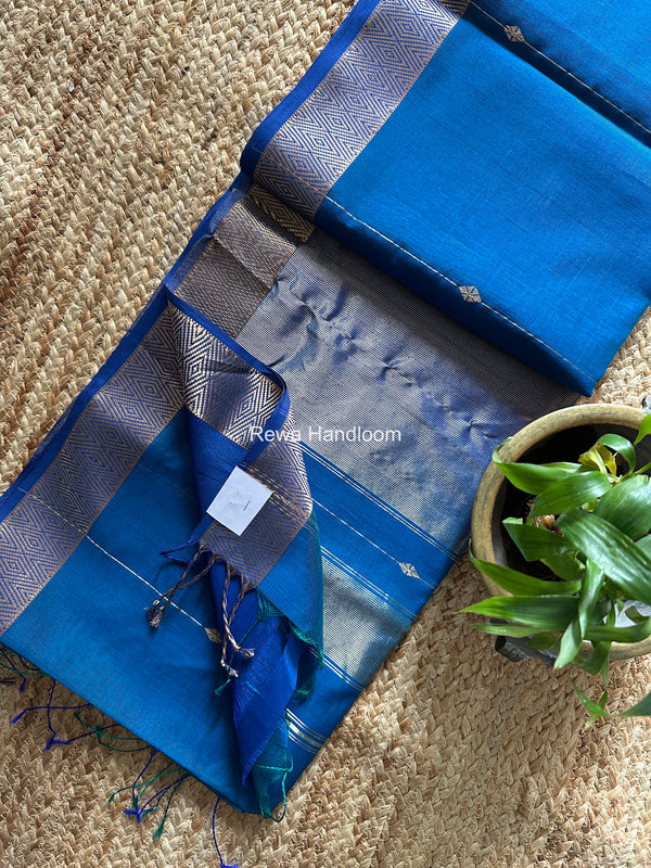 Maheshwari Diamond Lining Butti Shaded Saree